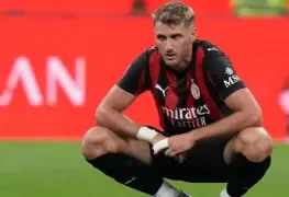 AC Milan considera intercambiar a Santiago Giménez con la Roma