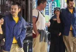 Zoë Kravitz y Harry Styles pasean tomados de la mano en video filtrado