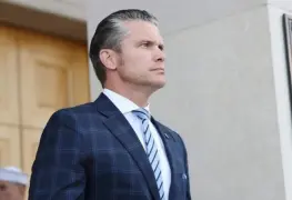 Pentágono amaga a Maduro con despliegue militar en el Caribe