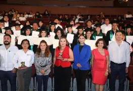 CEIBA honra a 42 talentos en su graduación