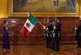 Mujeres militares protagonizan Grito de Independencia 2025 junto a Claudia Sheinbaum