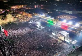 ¡Viva México ca...!