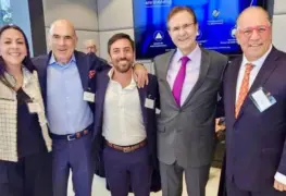 Laboratorios mexicanos fortalecen exportaciones en cumbre farmac&eacute;utica
