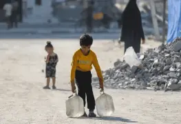 Ofensiva israelí avanza en Gaza poniendo en riesgo a civiles palestinos