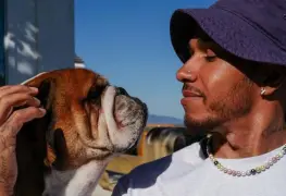 Lewis Hamilton se retira de prueba por grave enfermedad de su bulldog Roscoe