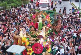Fátima Bosch Fernández deslumbra en celebración tabasqueña