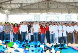 Realizan práctica de RCP Masivo en el Parque Central de Comalcalco