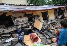 Terremoto de magnitud 6.9 sacude Filipinas dejando 69 muertos