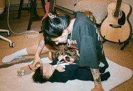 Inti la hija de Cazzu muestra su talento musical