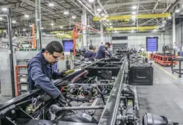 Arancel del treinta por ciento a importación de vehículos pesados preocupa a sector