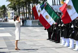 Claudia Sheinbaum destaca valores en la ceremonia del 204 aniversario de la Armada de México