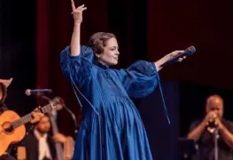 Natalia Lafourcade despide su gira con emotivo concierto