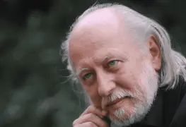 El legado literario de László Krasznahorkai entre lo absurdo y la belleza