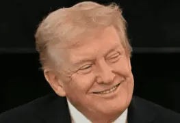 Trump destaca el papel de los aranceles en la diplomacia y la paz