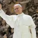 Papa Francisco llama a defender derechos de migrantes