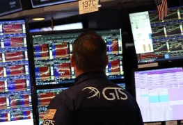 D&oacute;lar se debilita tras nuevas medidas de Trump