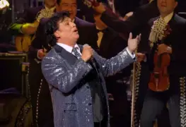 Proyectarán a El Divo en el zócalo