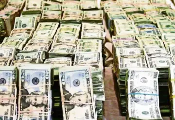 Bancos mexicanos exigirán identificación oficial para transacciones en efectivo