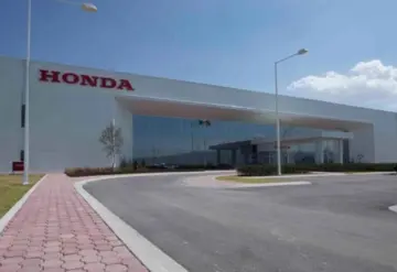 Suspensión de producción en planta de Honda en Celaya