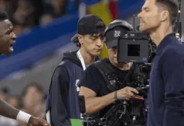 Vinicius Jr pide disculpas y Xabi Alonso perdona