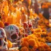 Entre flores y altares México recuerda que nadie muere del todo
