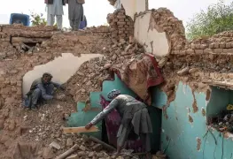 Sismo de 6.3 en Afganistán deja 20 muertos y 640 heridos