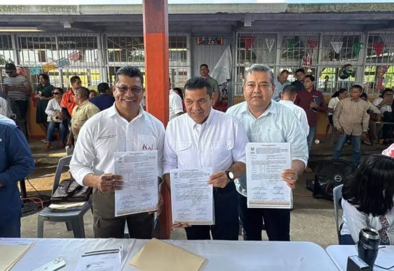 Propiedad segura títulos entregados a servicios públicos en Nacajuca