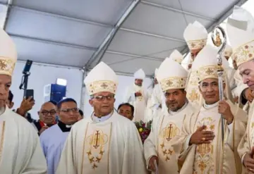 Iglesia y gobierno unidos por la paz y el desarrollo humano