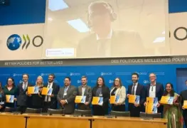 México recibe premio por avances en certidumbre fiscal