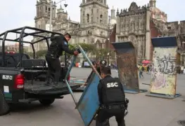 Sheinbaum defiende instalación de vallas en Palacio Nacional