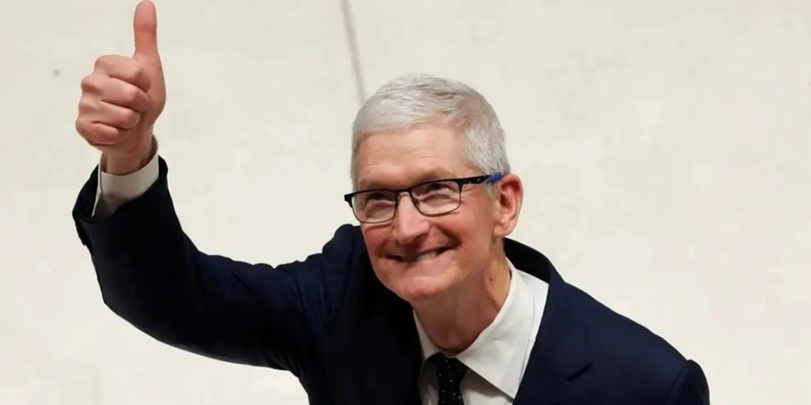 Apple alista salida de Tim Cook como director ejecutivo