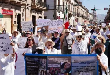 Gobernador de Michoacán rechaza agresiones a periodistas