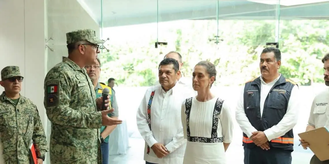 Claudia Sheinbaum y Javier May supervisan obra