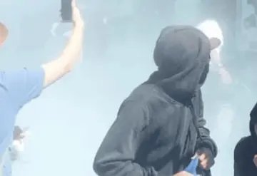 Agresión a fotógrafo en marcha de generación Z en Zócalo