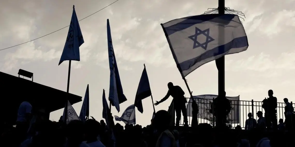 Israel intensifica ataques en el sur de Líbano contra Hezbolá