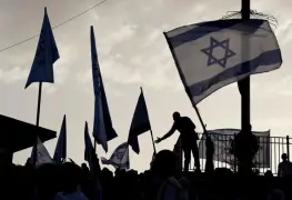 Israel intensifica ataques en el sur de Líbano contra Hezbolá