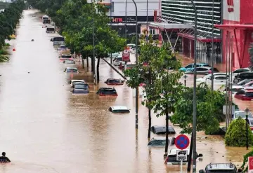 Inundaciones en Vietnam dejan 41 muertos y desaparecidos