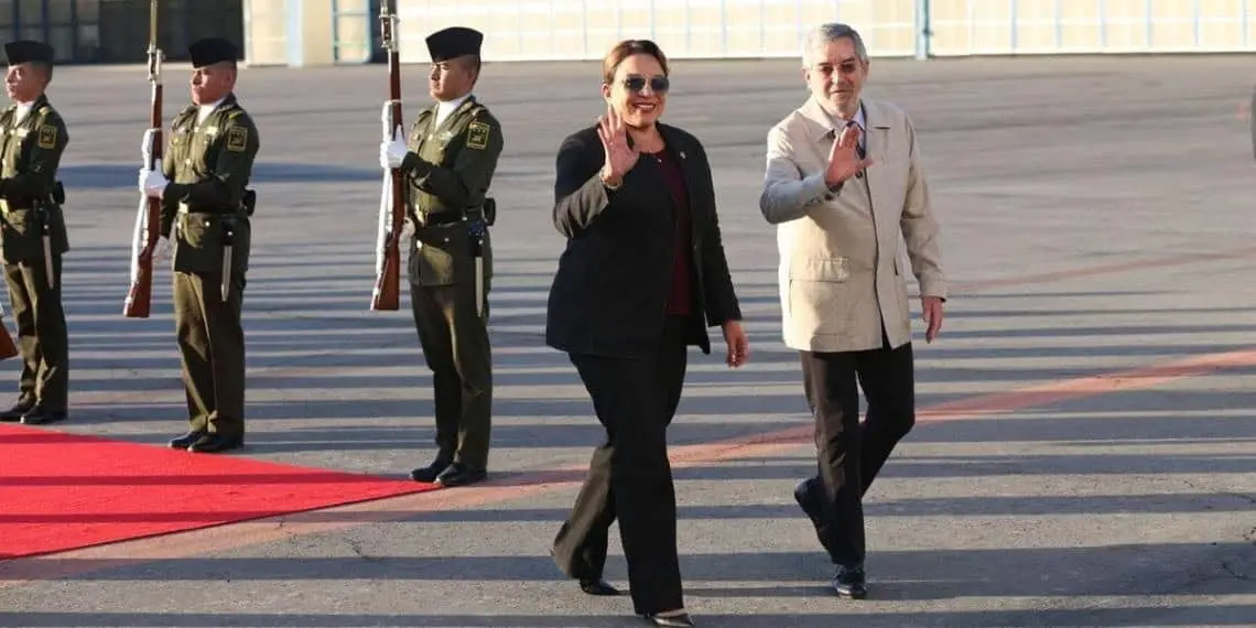 Xiomara Castro se reúne con Claudia Sheinbaum en México