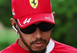 Lewis Hamilton afirma no lamentar su llegada a Ferrari