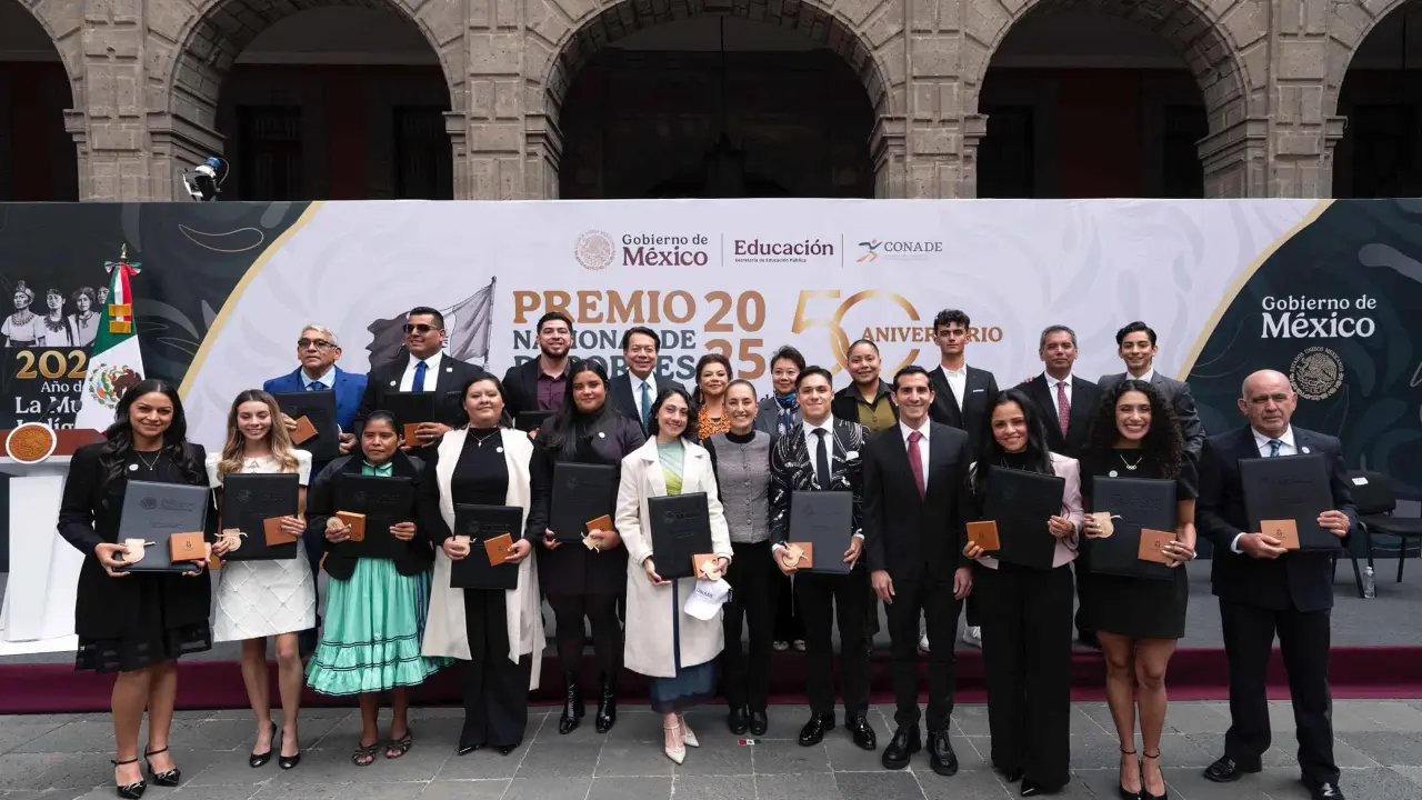 Reconocimiento a atletas mexicanos en el Premio Nacional de Deportes 2025