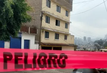 Encuentran cuerpo sin vida en Periférico Norte de Naucalpan