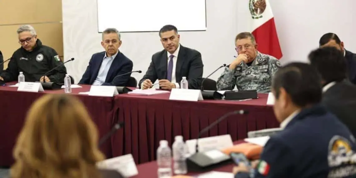 Reunión gubernamental se enfoca en seguridad vial y protección al autotransporte