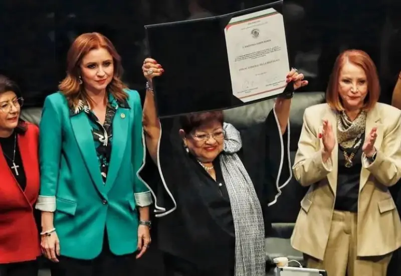 Ernestina Godoy asume como titular de la FGR con promesas de transparencia y justicia