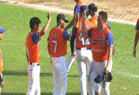 Academia JI lidera la postemporada rumbo a la gloria