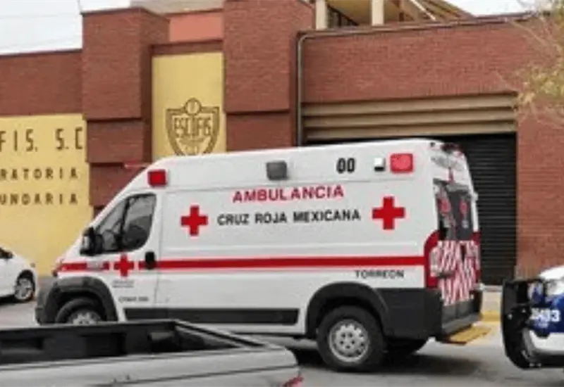Tragedia en Torreón, maestra fallece en aula de centro