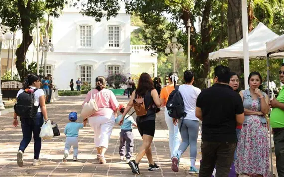 Miles de visitantes internacionales en el aniversario del Centro Cultural Quinta Grijalva