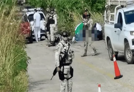 Choque en Jonuta: Hombre Resulta Herido