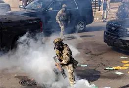 Choque entre Agentes Migratorios y Manifestantes en Illinois