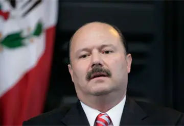 Orden de captura contra C&eacute;sar Duarte por delitos financieros