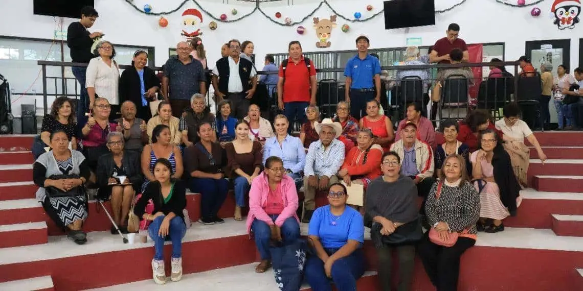 Tabasco fortalece salud y bienestar con entrega de aparatos auditivos y prótesis